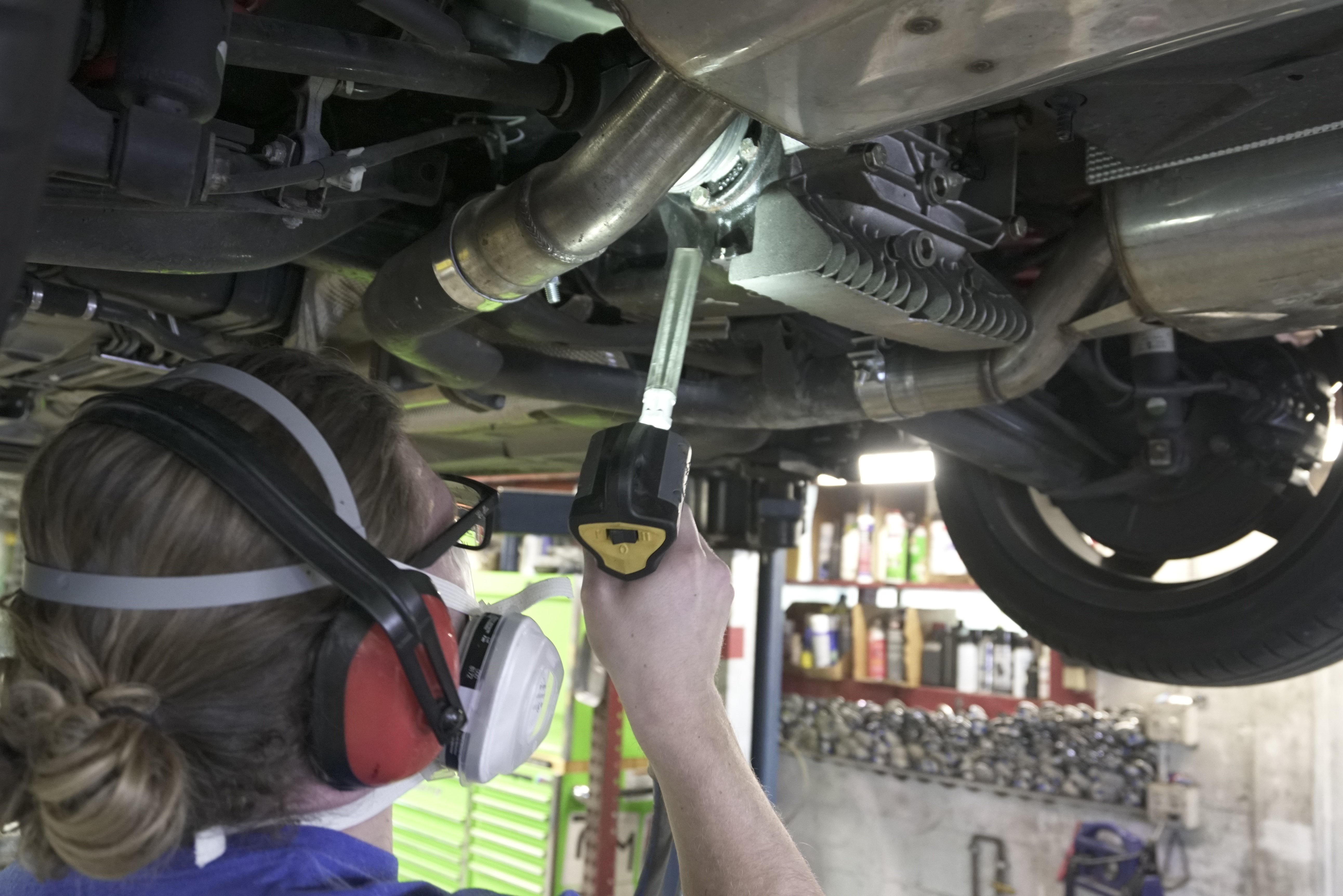 Clean your BMW with dry ice